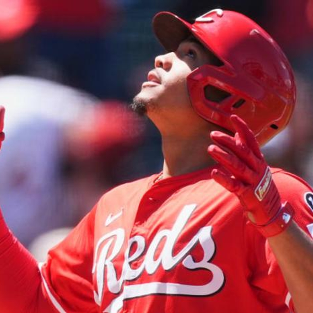 Noelvy Marte jonronea en al triunfo de los Rojos 6-4 ante los Rockies