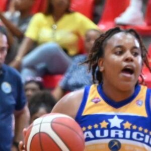 Carola-Hernandez-brilla-con-19-puntos-en-la-victoria-de-Mauricio-Baez-sobre-San-Carlos_.jpg