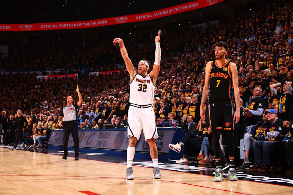 Desafio-en-los-Playoffs-Equipos-locales-sin-victorias-en-las-Semifinales-de-Conferencia_.jpg