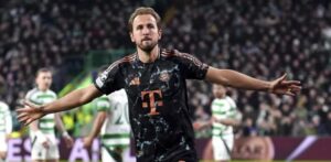 El-delantero-estrella-del-futbol-Harry-Kane-celebra-su-primer-titulo-en-su-carrera._.jpg