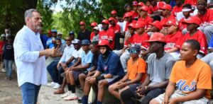 Jornada-de-desarrollo-deportivo-y-educativo-en-Uvilla-Bahoruco_.jpg