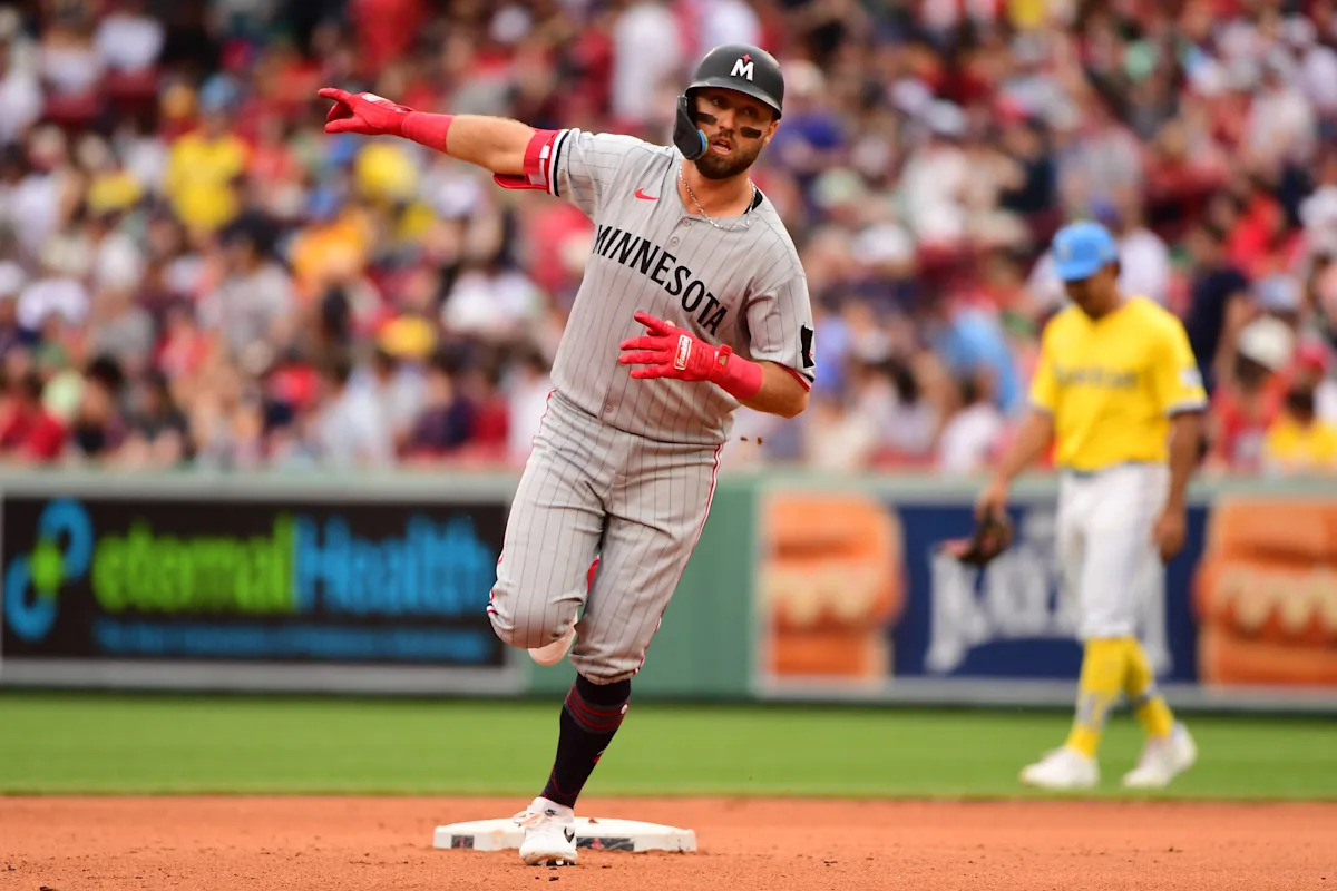Un-debut-memorable-para-Kody-Clemens-en-el-Fenway-Park_.jpg