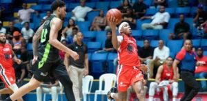 Saviñón anota 19 puntos para conducir a los Leones a superar a los Soles en la LNB