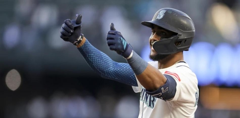 Julio Rodríguez y Raleigh dan vuelacercas seguidos, los Marineros se imponen 9-1 a los Nacionales