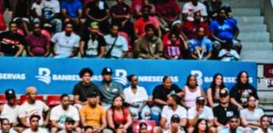 Eddy Polanco debuta y guía a los Indios en su triunfo sobre los Metros