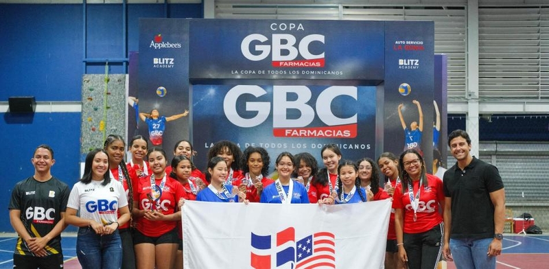 Blitz-triunfa-en-torneo-de-voleibol-femenino_.jpg