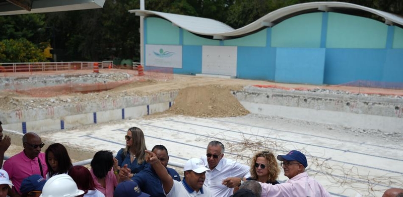 Grandes-instalaciones-cautivan-a-directivos-del-Centro-Caribe-Sports_.jpg