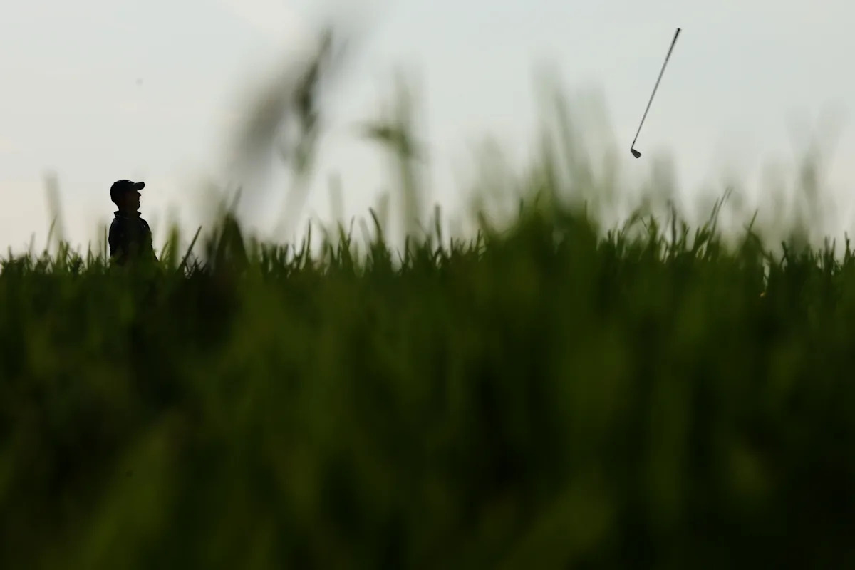 Grandes-sorpresas-en-el-US-Open-de-golf-DeChambeau-y-Mickelson-fuera-del-fin-de-semana_.jpg