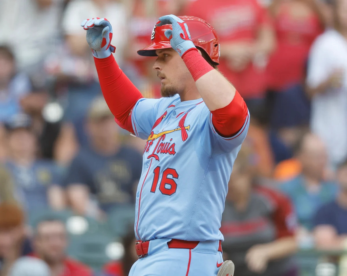 Increible-victoria-de-los-Cardenales-con-un-cuadrangular-clave_.jpg