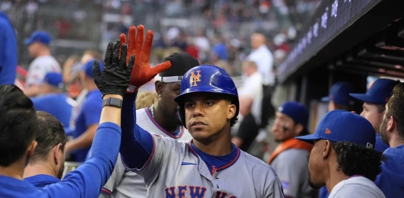 Juan-Soto-impulsa-la-remontada-de-los-Bravos-ante-los-Mets_.jpg