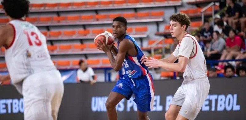 Remontada-epica-Republica-Dominicana-avanza-a-cuartos-ante-Venezuela-en-Fibamericas-U18_.jpg
