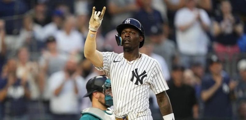 Dominio-de-Chisholm-y-Schlittler-en-debut-con-los-Yankees_.jpg