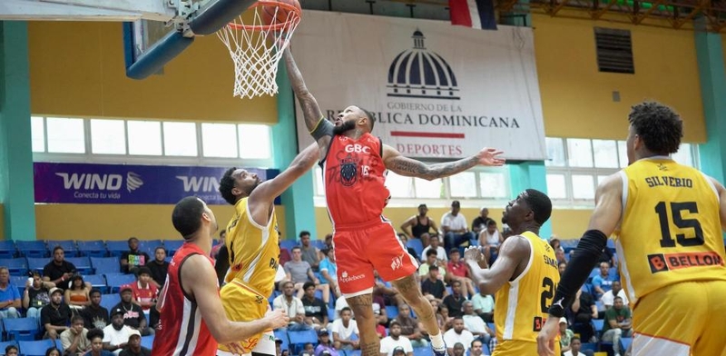 Leones-brillan-en-victoria-crucial-ante-Metros_.jpg