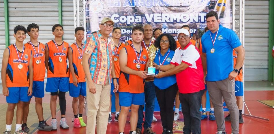 Santiago-se-corona-campeon-nacional-U17-en-voleibol-masculino_.jpg