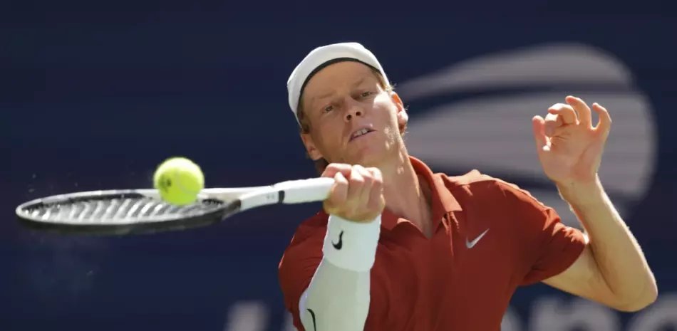 Sinner-supera-adversidades-y-avanza-en-el-US-Open-tras-vencer-a-Shapovalov_.jpg
