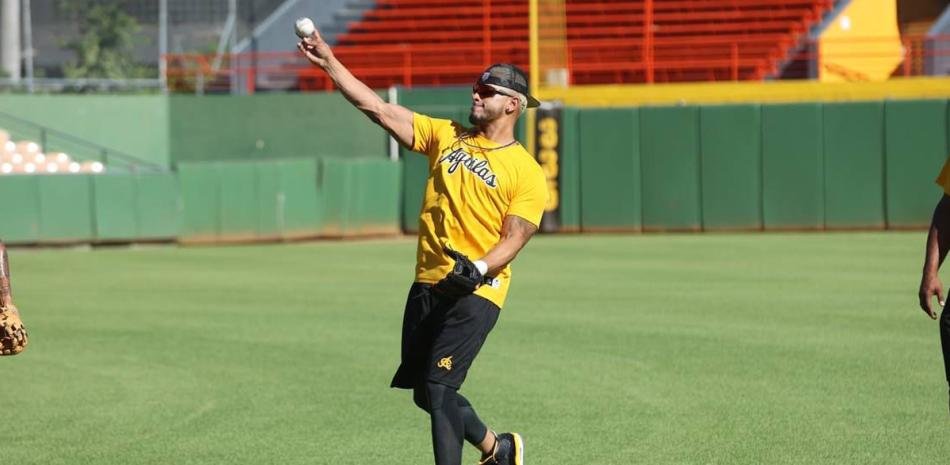 Aguilas-Cibaenas-inician-campamento-anticipado-en-el-Estadio-Cibao_.jpg