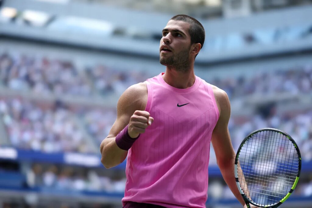 Alcaraz-avanza-a-semifinales-tras-un-contundente-triunfo_.jpg