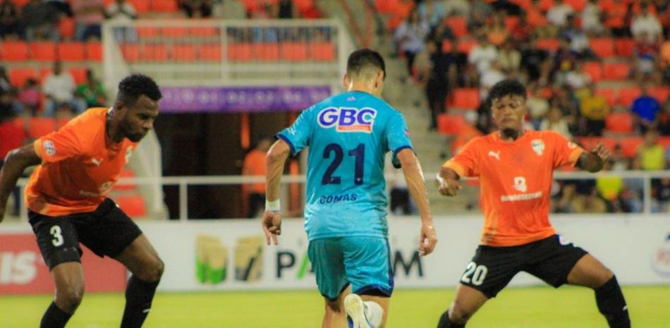 Cibao-FC-consolida-su-liderazgo-tras-vencer-a-Salcedo-en-la-Liga-Dominicana_.jpg