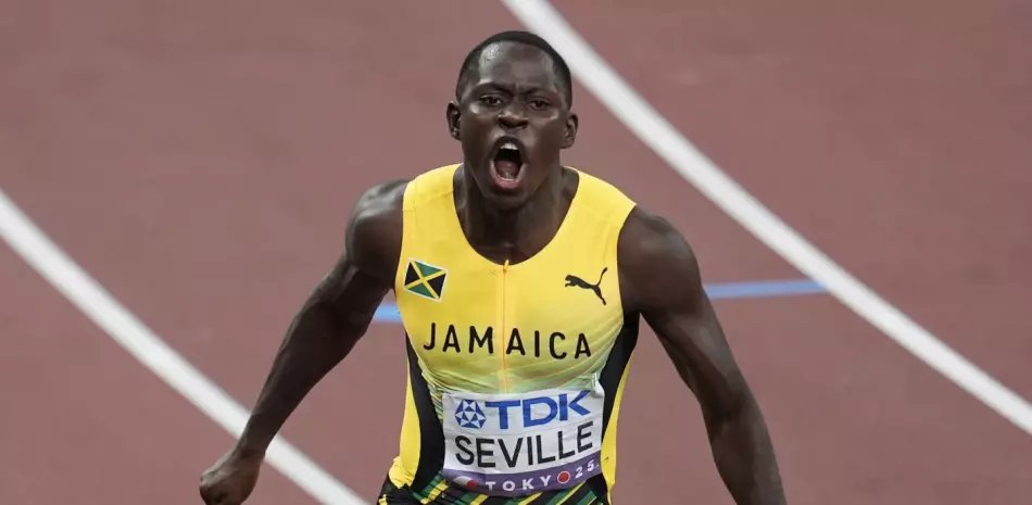 Jefferson-Wooden-y-Seville-brillan-en-el-Mundial-de-Atletismo-con-sus-titulos-en-100-metros_.jpg