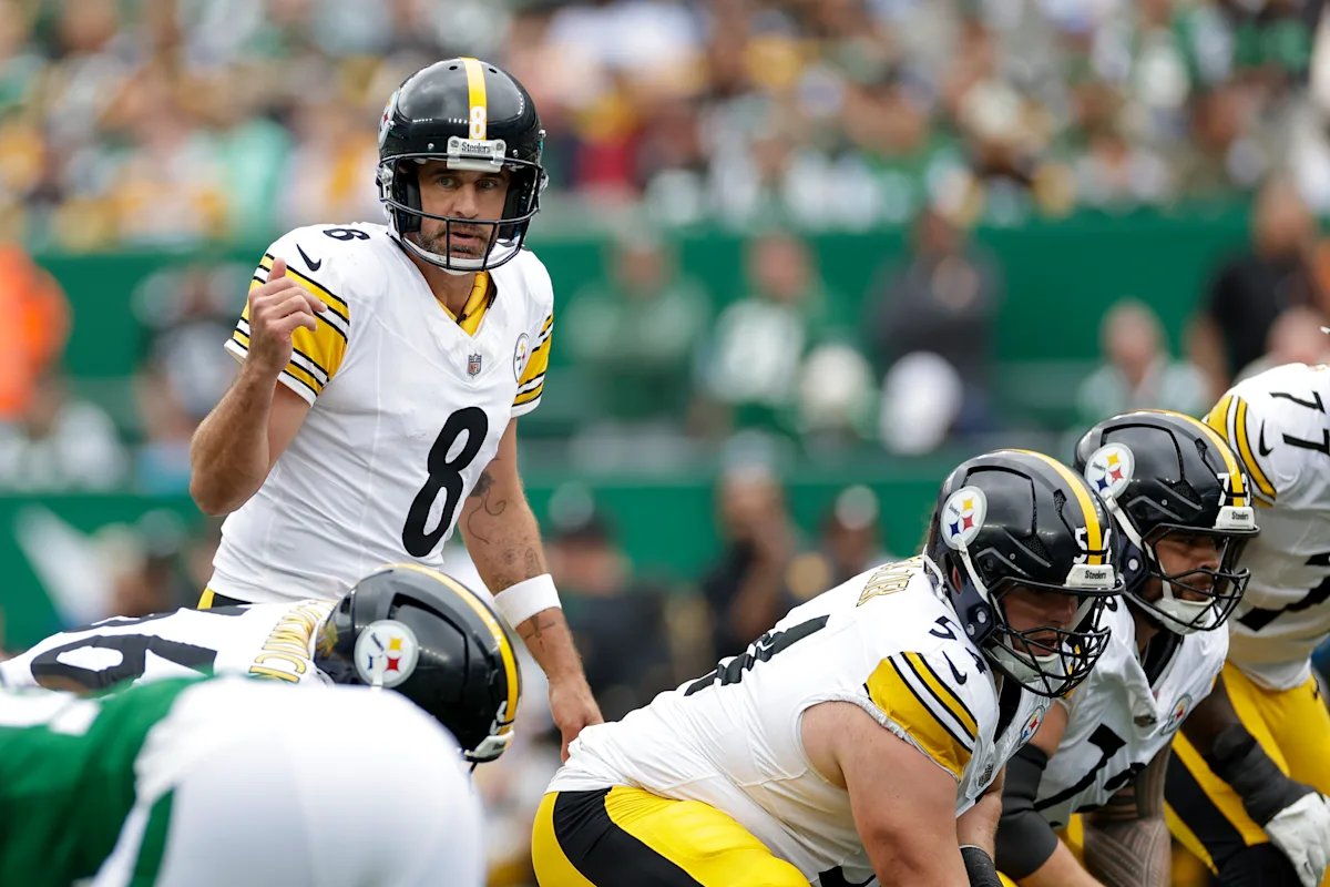 Rodgers-rompe-su-sequia-en-un-destacado-debut-con-Steelers_.jpg