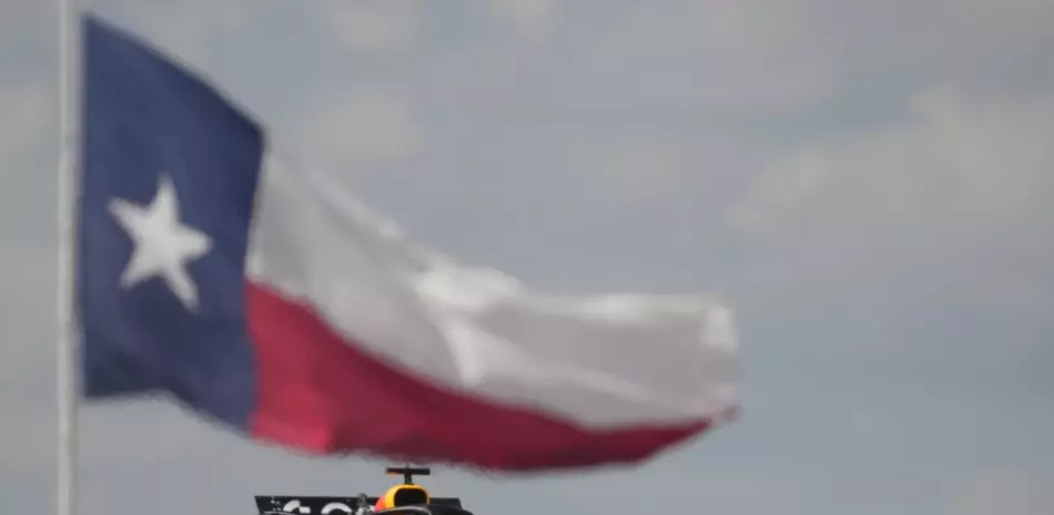 Batalla-electrizante-por-el-titulo-de-F1-en-Texas-entre-McLaren-y-Verstappen_.webp