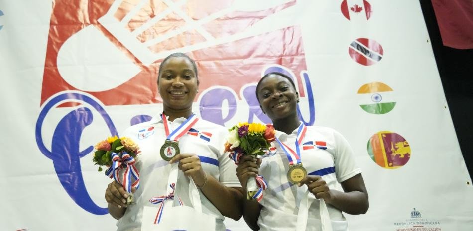 Exito-de-RD-en-el-Santo-Domingo-Open-Internacional-de-Badminton_.jpg