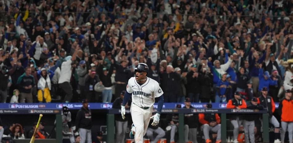 Polanco-impulsa-a-Seattle-a-la-Serie-de-Campeonato-de-la-Liga-Americana_.jpg