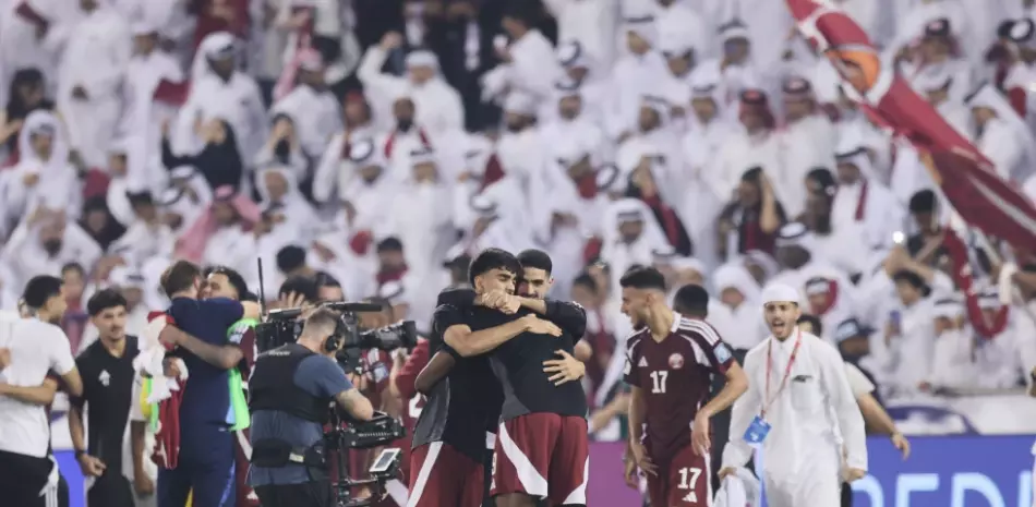 Qatar-asegura-su-lugar-en-el-Mundial-2026-tras-vencer-a-Emiratos-Arabes-Unidos_.webp