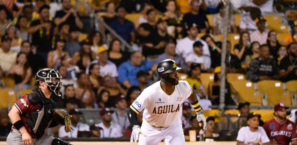 Rodriguez-impulsa-a-las-Aguilas-con-su-primer-triunfo-y-un-triple-decisivo_.jpg