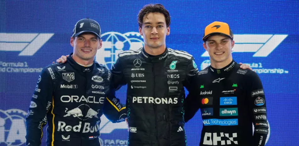 Russell-conquista-la-pole-en-Singapur-y-Verstappen-deslumbra-ante-McLaren_.webp
