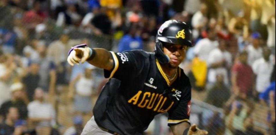 Aguilas-superan-a-Toros-en-vibrante-duelo-de-bateo-en-el-Estadio-Cibao_.jpg