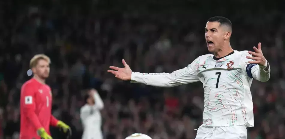 Cristiano-Ronaldo-libre-de-sancion-para-la-proxima-Copa-Mundial-segun-veredicto-de-la-FIFA_.webp