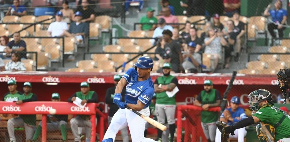 Francisco-Mejia-brilla-con-tres-dobles-en-la-victoria-del-Licey-contra-las-Estrellas_.jpg