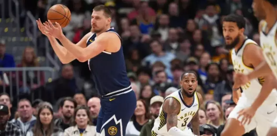 Jokic-alcanza-su-sexto-triple-doble-mientras-76ers-y-Spurs-destacan-en-la-NBA_.webp