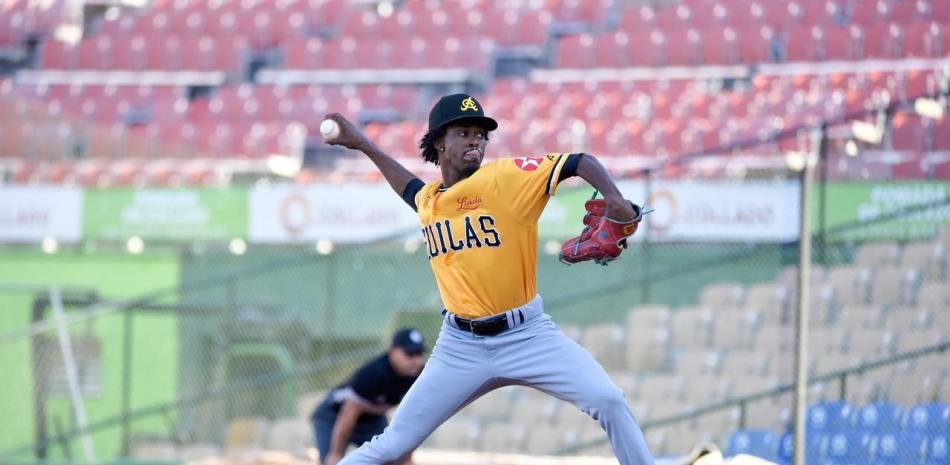 Jorge-Tavarez-abrira-el-primer-juego-de-las-Aguilas-en-el-round-robin_.jpg