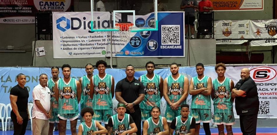 Los-Polancos-se-coronan-campeones-en-el-torneo-de-baloncesto-de-Tamboril_.jpg