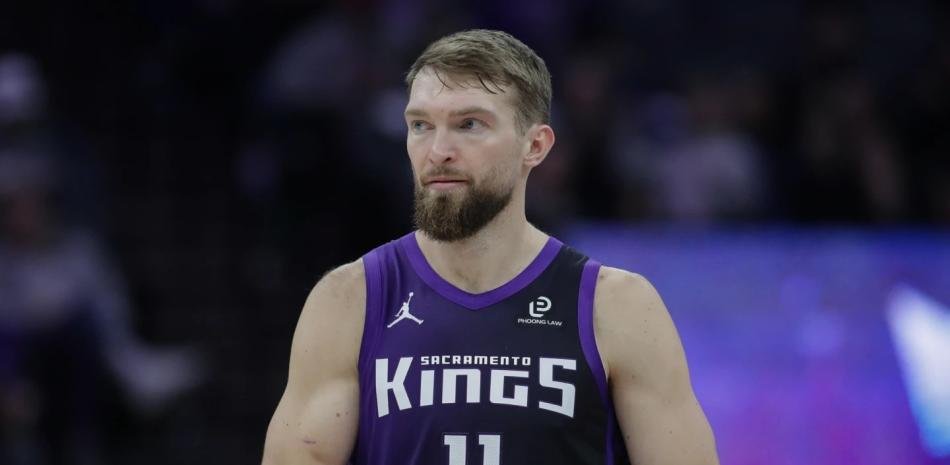 Domantas-Sabonis-vuelve-a-la-cancha-con-los-Kings-tras-recuperarse-de-una-lesion-de-rodilla_.jpg