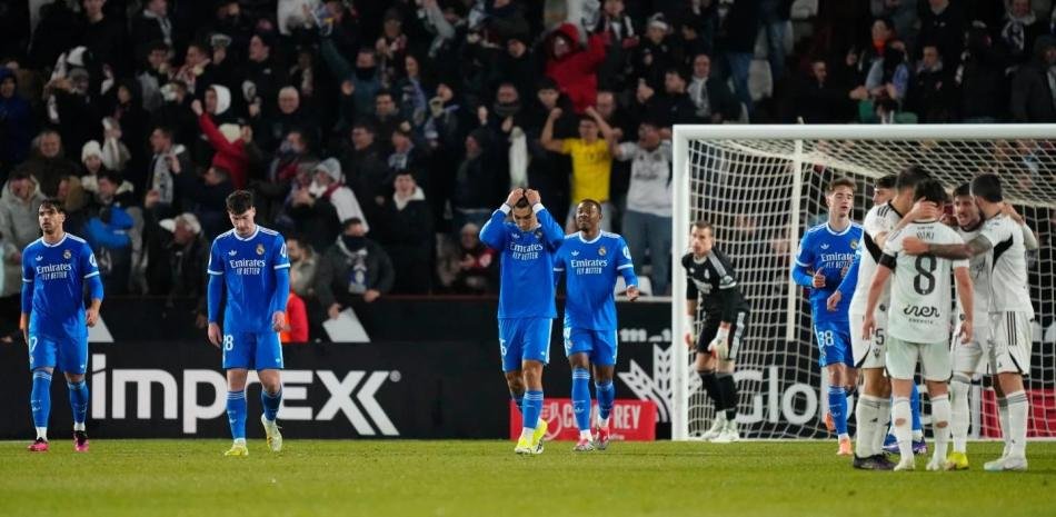 Real-Madrid-queda-fuera-de-la-Copa-del-Rey-tras-sorpresiva-derrota-ante-Albacete_.jpg