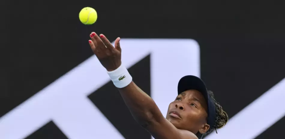 Venus-Williams-logra-ganar-un-set-a-los-45-anos-aunque-es-eliminada-en-Australia_.webp