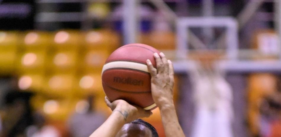 Pueblo Nuevo vence al GUG en tiempo extra del Superior de Santiago