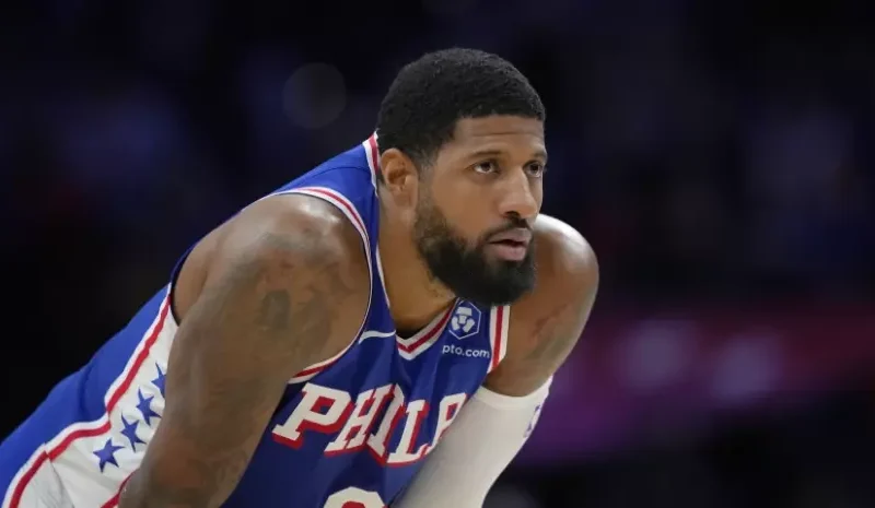 George vuelve con los 76ers tras suspensión por dopaje y apunta a la postemporada