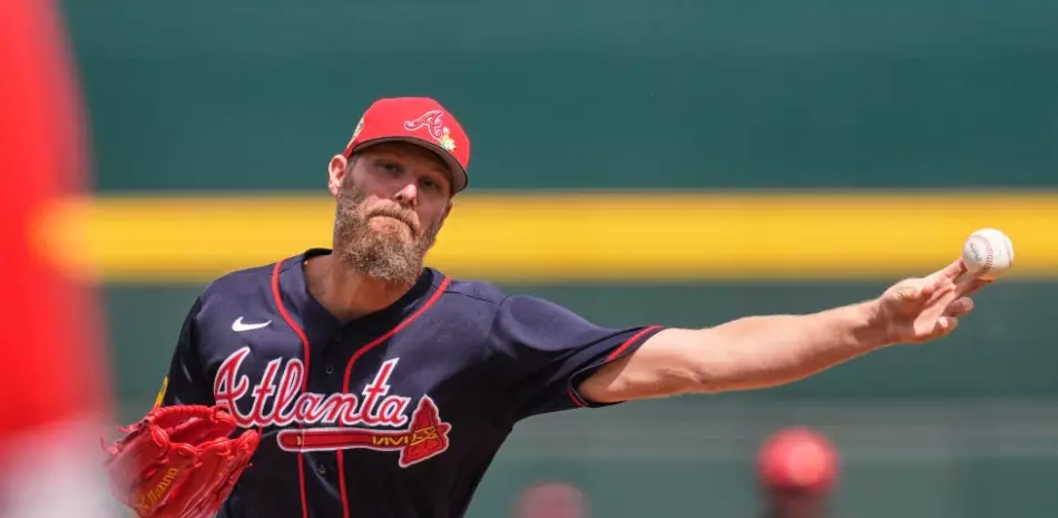 Bravos confían en Chris Sale para estabilizar una rotación diezmada por lesiones