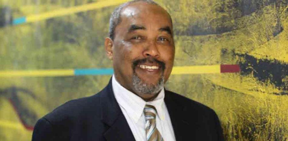 Carlos Nina revela detalles de su próximo libro enfocado en la prensa