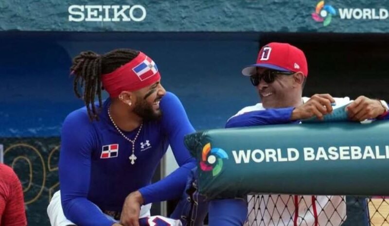 Los-Tatis-logran-hito-historico-como-primer-duo-padre-hijo-dominicano-en-el-Clasico-Mundial-de-Beisbol_.jpg
