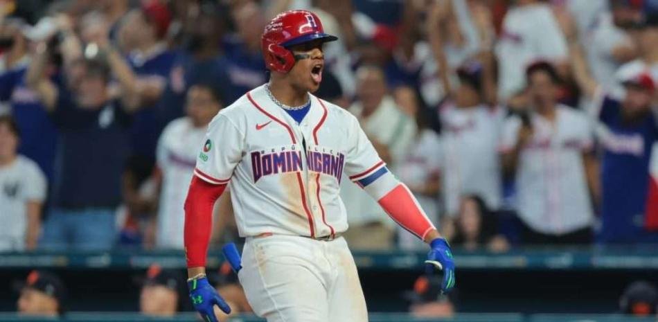 Soto destaca la nueva vibra del equipo en el Clásico de este año en comparación con el talento del pasado