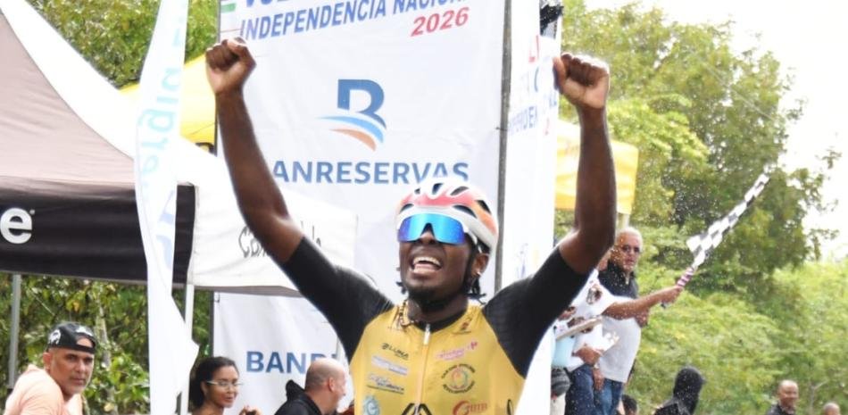 Wilmar-Paredes-a-punto-de-ganar-la-Vuelta-Ciclistica-Independencia-mientras-Ronald-Geran-se-lleva-la-quinta-etapa_.jpg