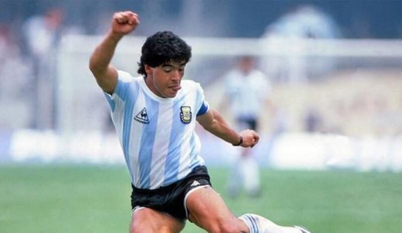 Maradona era "bipolar" y tenía "trastorno narcisista", dice psicólogo en juicio por su muerte