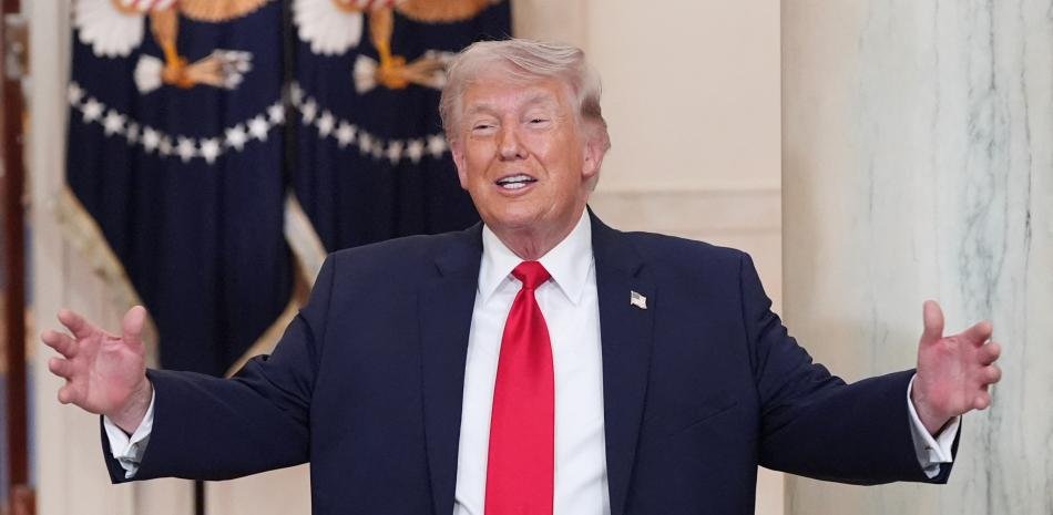 Trump firma una orden que busca estabilizar deportes universitarios