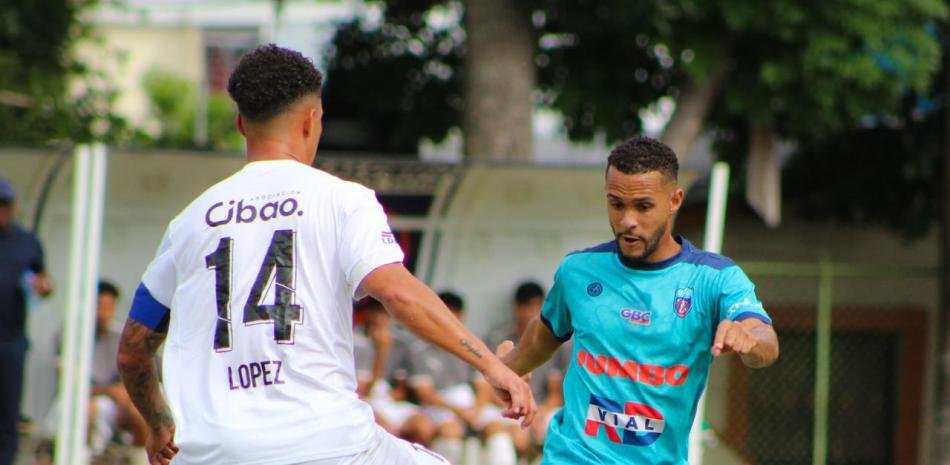 Salcedo derrota a la O&M y clasifica a las semifinales