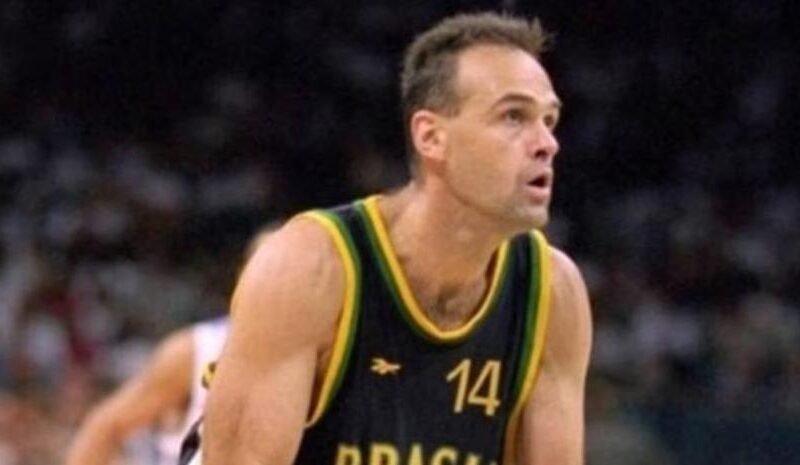 Oscar Schmidt, la leyenda del basket brasileño, muere a los 68 años